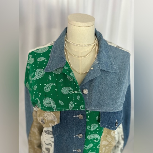 Signature8 Paisley Patchwork Denim Jacket (682) - Picture 12 of 15